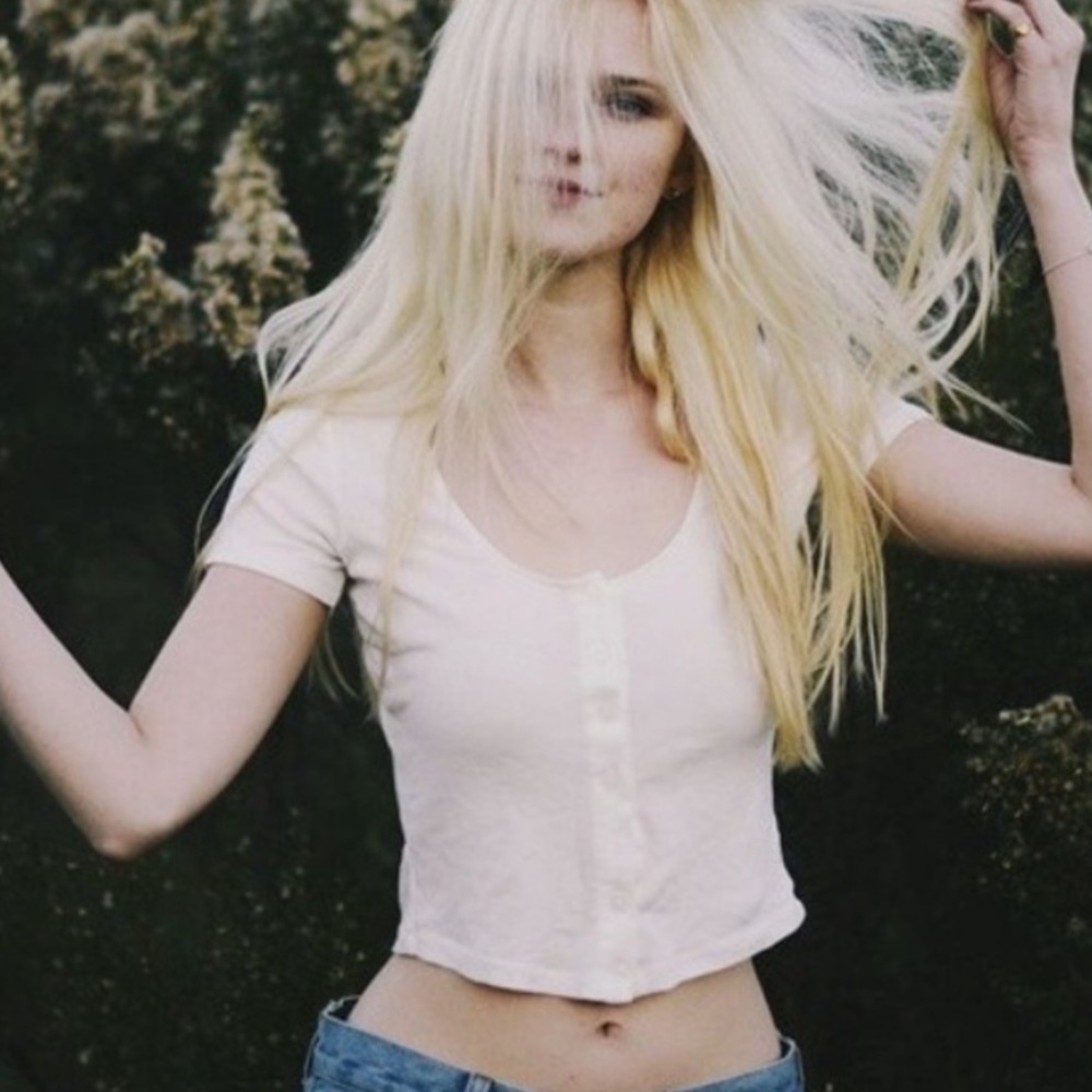 Brandy Melville White Ribbed Cropped Button Top Y2K